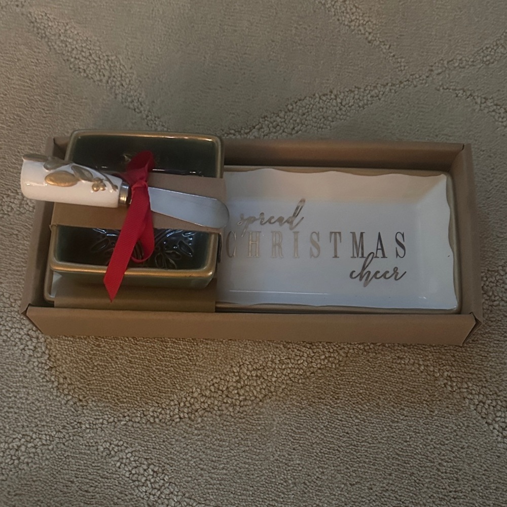 Christmas Cheer Serving Set